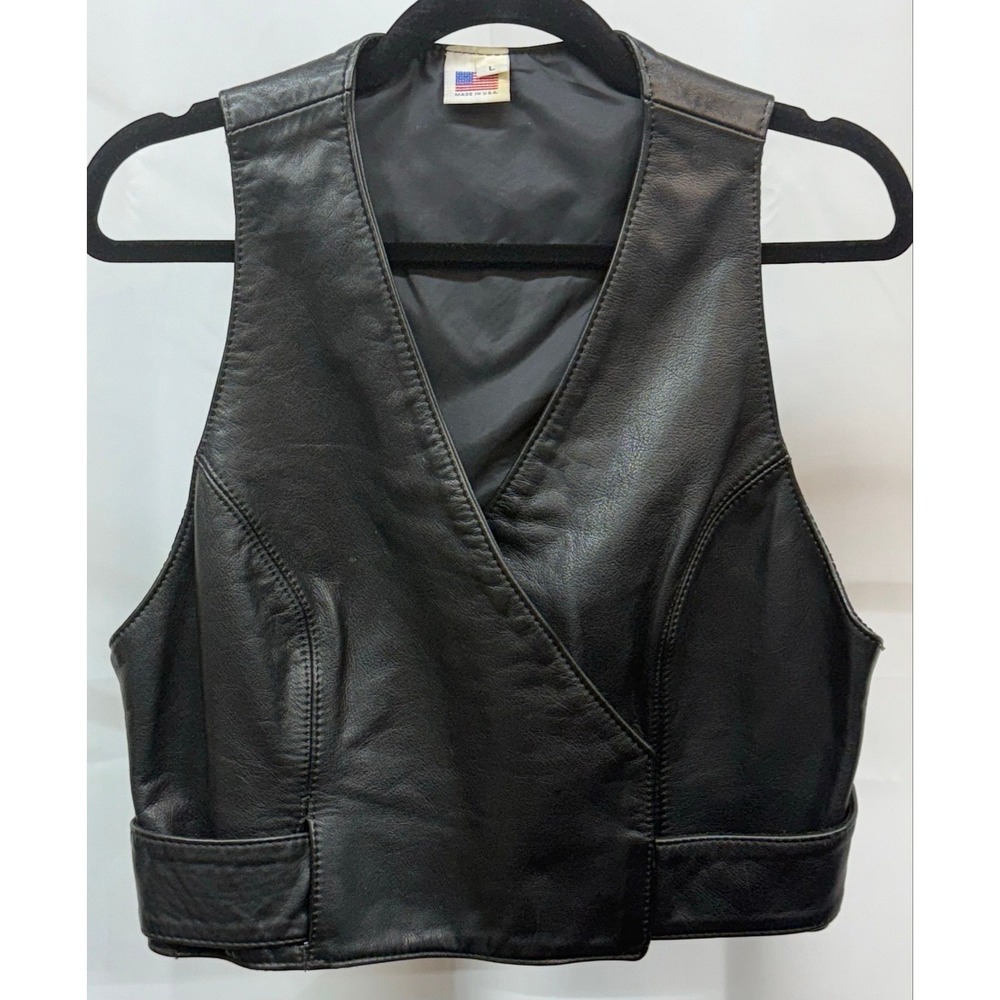 VTG Made in USA Black Leather Wrap Snap Vest Biker Rock Sz L-Runs‎ small PTP 17"